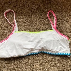 New with tags Vineyard Vines swim top